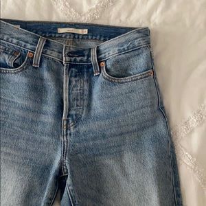 Levi 501 Wedgie Jean